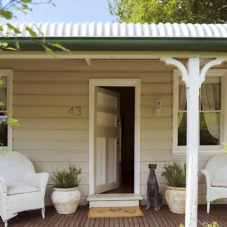 Illalangi Boutique Cottage Blackheath Exterior photo